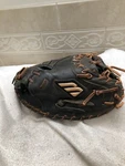 Mizuno GXC-51 Mvp Series Game Ready 32.5 Baseball Catchers Mitt Right Throw. Fixed Price $100.00.