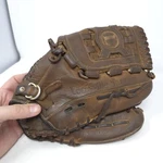 Louisville Slugger Rht 12" Baseball Glove TPX1200H Hoss Series Pro Pattern. Fixed Price $23.00.