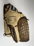 Spalding 18853 12.5" Top Grain Leather Tan & Brown Rht Baseball Glove Grade. Fixed Price $25.00.