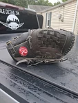 Rawlings Ken Griffey Jr. RBG46B Baseball Glove 12.5 " Rht Black Leather. Fixed Price $10.00.