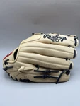 Rawlings 3/4" Elite Series Glove (GGE1275HC) - Tan/black (right Hand). Fixed Price $139.99.