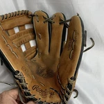 Rawlings The Vise VSB125 Series Baseball Glove 12.5", Us Steerhide Rht. Fixed Price $50.00.