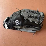 Wilson A360 Baseball Softball Rht Glove A03RB2112 Genuine Leather Blk/gry. Fixed Price $22.00.
