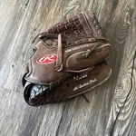 Rawlings FP115 11.5" Fast Pitch Softball Pink Stitch Glove Right-hand Throw Rht. Fixed Price $10.00.