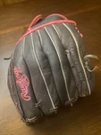 Rawlings Girl Fastpitch Softball Glove, FP110 11", Right Hand Throw, Blk/pink. Fixed Price $17.95.