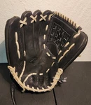 Mizuno Premier GPM-1303 Softball Leather Glove Right Hand Throw Women's. Fixed Price $55.00.