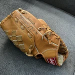 Rawlings RBG118 Robin Yount Baseball Glove Right Hand Throw Good Condition. Fixed Price $19.99.