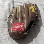 Rawlings Baseball Glove RS120 Leather Adjustable Strap Renegade Rht. Fixed Price $19.99.