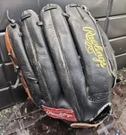 Rawlings Renegade Fastback Model RS1250 12.5" Leather Baseball Glove. Fixed Price $15.19.