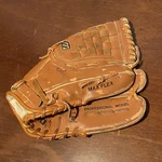 Mizuno Max Flex Baseball Glove Mitt 12" Rht Professional Model Mmx 120. Fixed Price $13.99.