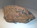 Easton Professional EPS55 Lht Glove 12 1/4 Usa Tanned Leather Vrs Gel Pad. Fixed Price $24.99.