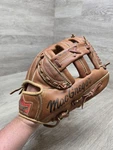 Macgregor MG55 Softball Brown Rawhide Laced Steerhide Leather Glove Mitt Rht. Fixed Price $19.95.