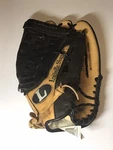 Louisville Slugger Players Series LP1301 Lhc Right Hand Throw Baseball Glove. Fixed Price $36.39.