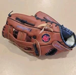 Macgregor M700 95710 12 1/2 Inch Leather Baseball Glove Rht Right Hand Throw. Fixed Price $19.62.