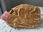Rawlings RBG135 11 Rht Rickey Henderson Baseball Glove Deep Well Pocket. Fixed Price $19.99.