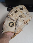 Wilson Boss Baseball Glove A9840 Rht Right Hand Throw - Great Condition 12". Fixed Price $29.95.