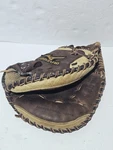 Mizuno GXC-93 Franchise Pro Scoop Baseball Catcher's Mitt Rht 33.5 Game Ready. Fixed Price $39.99.