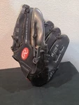 Rawlings Baseball Glove PL129FB 11 Inch Players Series Rht. Fixed Price $10.00.