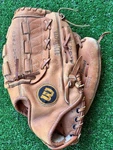 Wilson 20K Roger Clemens 12 Baseball Glove A2201 Rht. Fixed Price $19.99.