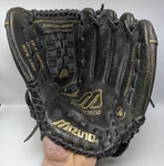 Mizuno Mfr 1255 Baseball Glove Right Hand Thrower 12.5" Black Leather. Fixed Price $29.00.