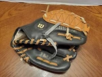 Wilson Easy Catch Glove T-ball Modelflex Rht Right Hand Thrower. Fixed Price $20.75.
