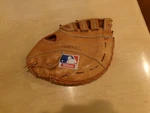 Wilson A2802 Glove Pro Back Light Use Great Condition. Fixed Price $125.00.