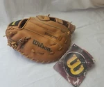 Left Handed Eric Karros Advisory Staff Series A2872 Glove. Fixed Price $30.00.