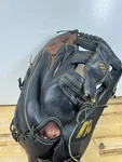 Mizuno Mzsf 30 Adult Leather Baseball Glove Max Flex Right Throw Supreme. Fixed Price $19.99.