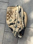 Mizuno Gfn 1400 Inches Rht Baseball Glove, Black Leather Near Opening Worn. Fixed Price $32.75.