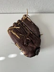 Mizuno Gfn 1250S1 Full Grain Leather Superior Design Baseball Glove 12.5" Rht. Fixed Price $29.99.