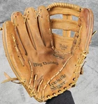 Vtg Louisville Slugger LSG10 Big Daddy Cowhide Lht (left Hand Throw) Glove. Fixed Price $19.99.