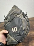 Black Wilson Ecco 33 Catchers Mitt Rht A1000FPCMSS Retired. Fixed Price $59.99.