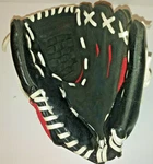 Rawlings Youth Baseball Glove Red And Black MT105BSW 10.5 Rh. Fixed Price $20.00.