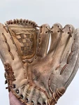Rawlings Nolan Ryan RBG34 11 Fastback Holdster Padlock Rht Baseball Glove Mlb. Fixed Price $29.00.