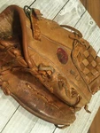 Vintage Rawlings Pg 30 Hinged Pad Dave Parker Baseball Glove Right Hand Throw. Fixed Price $15.99.