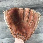 Wilson A2654 Tom Glavine Signature 12" Baseball Glove Brown Leather Rht. Fixed Price $13.92.