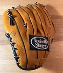 Louisville Slugger LF1150 Baseball Glove Rht Right Hand Bruise Pad -11.5 Inches. Fixed Price $15.00.