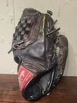 Rawlings RBG10P 10" Rht Baseball Softball Glove. Fixed Price $8.00.