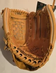 New Rawlings RBG2 Derek Jeter 12 1/2 Rht Glove "rookie Of The Year". Fixed Price $249.98.