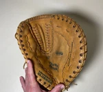 Louisville Slugger The Big Hook LSF100 Hillerich & Bradsby Baseball Glove Rht. Fixed Price $26.99.