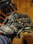 Louisville Slugger 12 1/2 Softball Glove (XN14-BK) Xeno Series Rh Black. Fixed Price $20.00.