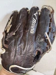 Mizuno Franchise Leather Softball Glove Fast Pitch - Rh Throw GFN125OF10 12.5. Fixed Price $23.00.