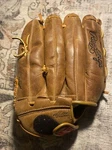 Rawlings Player Preferred 12.5" Baseball Glove Mitt PP125M Right Rht. Fixed Price $25.00.