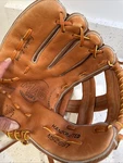 Mag Plus Ms- 2697 Baseball / Softball Glove 13" Handcrafted Leather Preowned. Fixed Price $25.00.