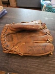 Vintage Mickey Mantle Rawlings Km 700 Model Youth Baseball Glove Mitt. Fixed Price $54.15.