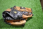 Wilson A350 11 Inch Rh Throw Youth Baseball Glove A0350 Mlb #467. Fixed Price $13.00.