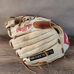 Rawlings The Gold Glove Co. GGPNP3-2C 11.25" Baseball Rht. Fixed Price $49.99.