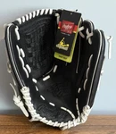 Nwt Rawlings Shut Out Fastpitch Fielding Glove 12.5 RSO125BW - Rht Black White. Fixed Price $42.00.