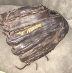 Mizuno Gfn 1403 Rht Brown Baseball Glove Read Description. Fixed Price $27.99.