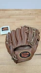 Louisville Slugger Graig Nettles Leather Cowhide Baseball Glove LSG47NV Rht. Fixed Price $31.49.